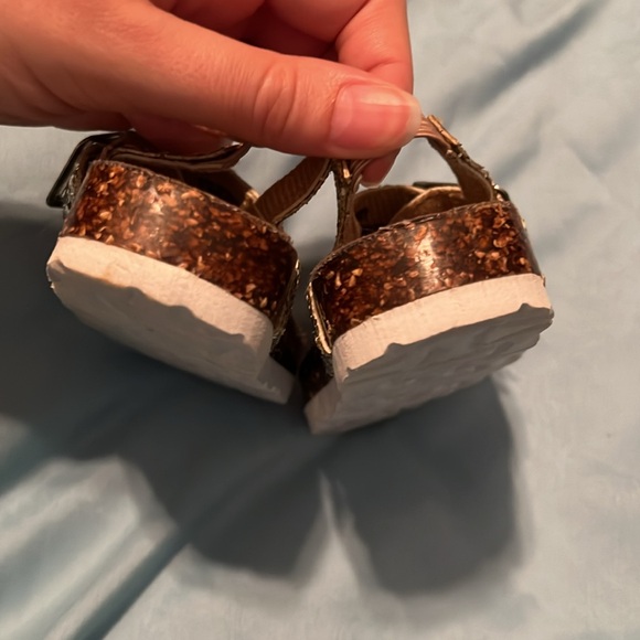 Capelli New York Gold Glitter Sandals - Picture 6 of 6